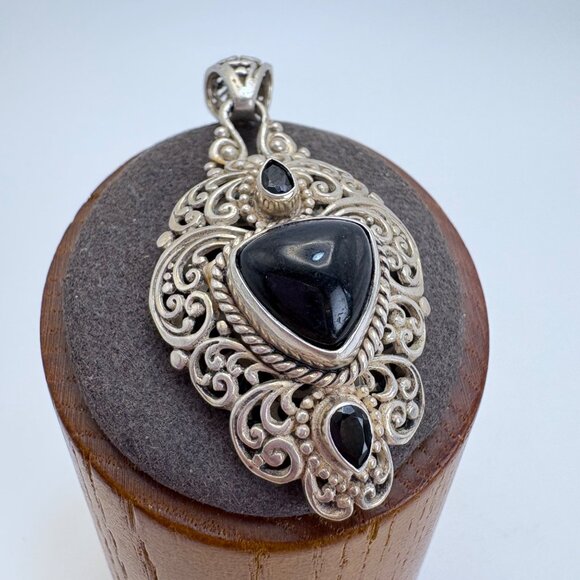 VTG Sterling Silver 925 Black Onyx Bezel Set Scroll Pendant Size 2" Length - Picture 2 of 9